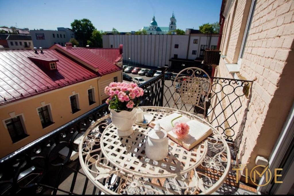 Le Tua Apartment Lxt By Гродно Экстерьер фото